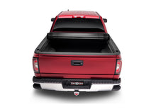 Load image into Gallery viewer, Truxedo 04-12 GMC Canyon & Chevrolet Colorado 6ft Sentry CT Bed Cover