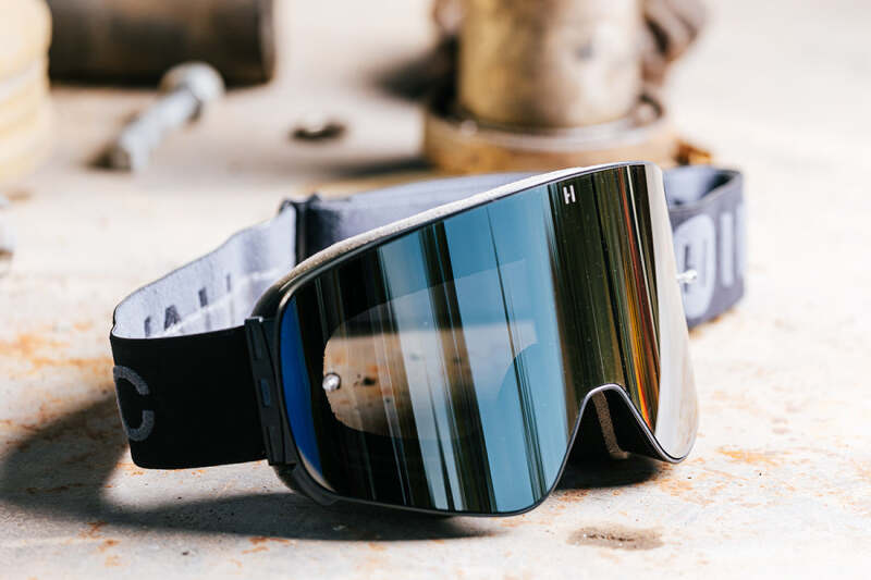 Havoc Infinity Obsidian goggles with dark mirrored lens