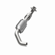 Load image into Gallery viewer, MagnaFlow Catalytic Converter DF 04-06 F-150 Pickup 5.4L 2WD D/S