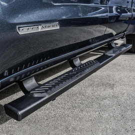 Westin 19-22 Chevrolet Silverado 1500 DC R5 Nerf Step Bars - Blk