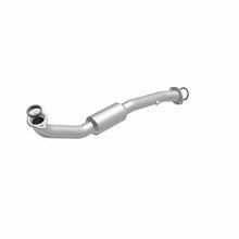 Load image into Gallery viewer, Magnaflow Conv DF 2009-2012 Highlander 2.7 L Underbody