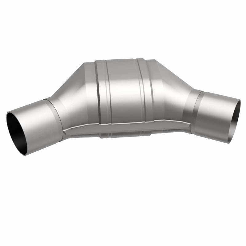 MagnaFlow Conv Univ 2.25 Angled In/Out