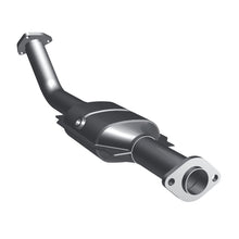 Load image into Gallery viewer, MagnaFlow CONV DF 04-06 Toyota Tundra 4.7L Passenger Side Front