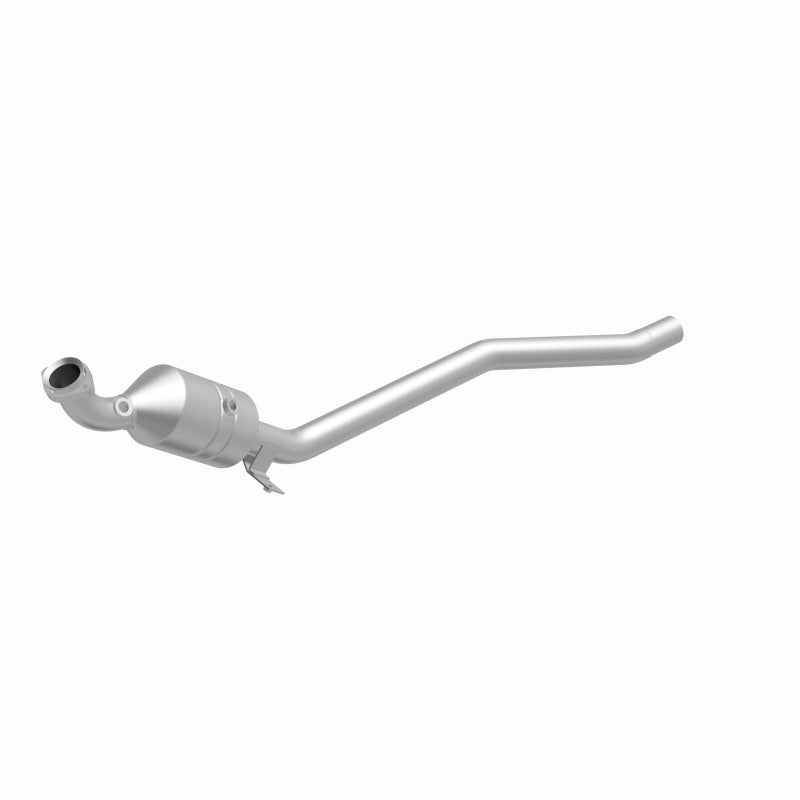 Magnaflow Conv DF 2006-2011 R350 3.5 L Underbody