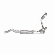 Load image into Gallery viewer, MagnaFlow Conv DF 00-03 Dodge Dakota 4.7L 4WD (49 State)