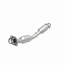 Load image into Gallery viewer, Magnaflow Conv DF 07-10 Nissan Versa 1.8L