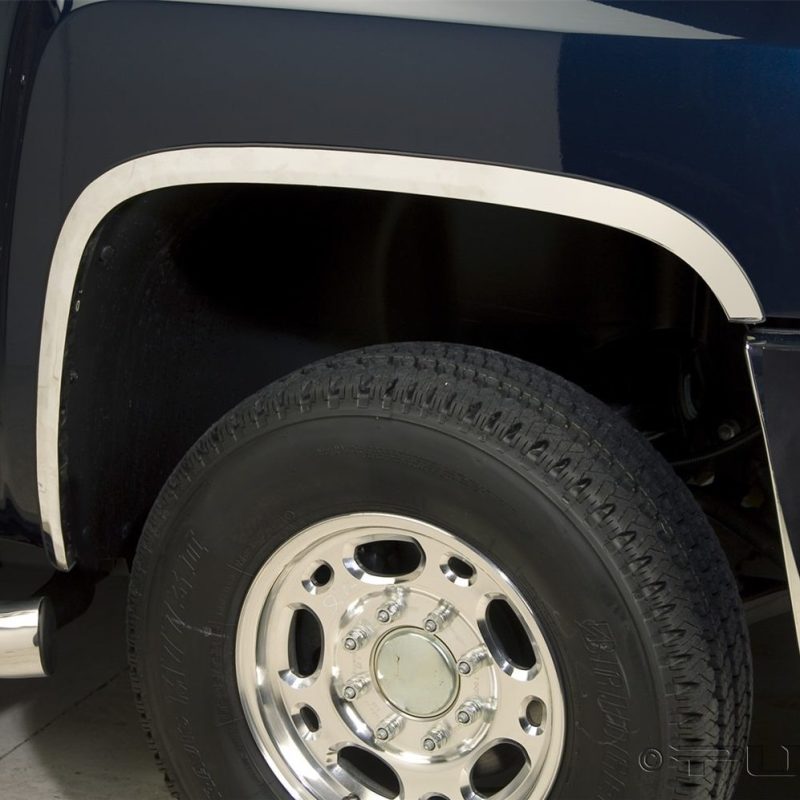 Putco 15-19 Chevy Silv HD (Does not Fit Dually) SS Fender Trim