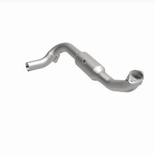 Load image into Gallery viewer, Magnaflow 05-06 Lincoln Navigator 5.4L Direct Fit Catalytic Converter - Passenger Side