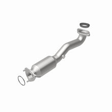 Load image into Gallery viewer, MagnaFlow 10-11 Honda CR-V California Catalytic Converter Direct Fit