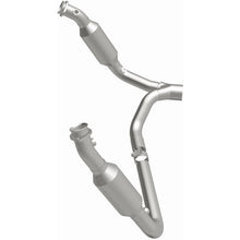 Load image into Gallery viewer, Magnaflow 2006 Dodge Ram 1500 5.7L Direct Fit Catalytic Converter