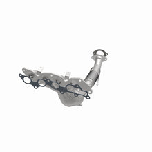 Load image into Gallery viewer, Magnaflow 13-15 Escape L4 2.5 OEM Manifold Direct Fit Converter