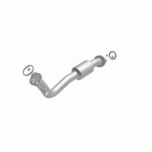 Load image into Gallery viewer, Magnaflow Conv DF 13-15 RAV4 2.5 Underbody