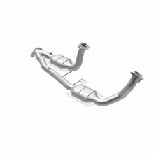 Load image into Gallery viewer, Magnaflow 95-96 Ford Windstar 3.0L Direct Fit Converter