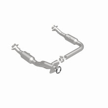 Load image into Gallery viewer, MagnaFlow Conv DF 06-09 Ford Explorer / 06-10 Mercury Mountaineer 4.6L Y-Pipe Assembly (49 State)