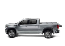 Load image into Gallery viewer, UnderCover 17-18 Chevy/GMC Silverado/Sierra 68.4in Fusion Bed Cover - Havana