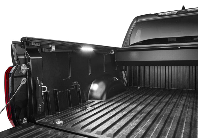 Retrax 16-23 Nissan Titan King Cab 6.5ft. Bed (w or w/o Utilitrack) Retrax EQ