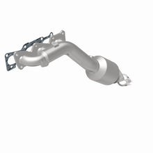 Load image into Gallery viewer, MagnaFlow OEM Grade Federal / EPA Compliant Manif Catalytic Converter 09-11 Hyundai Genesis V6 3.8L