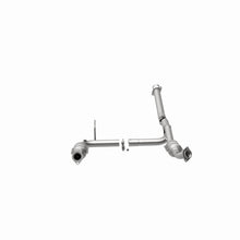 Load image into Gallery viewer, MagnaFlow Conv. DF 3/04-05 Ford Explorer 4.0L / 3/04-05 Mercury Mountaineer Y-Pipe Assembly