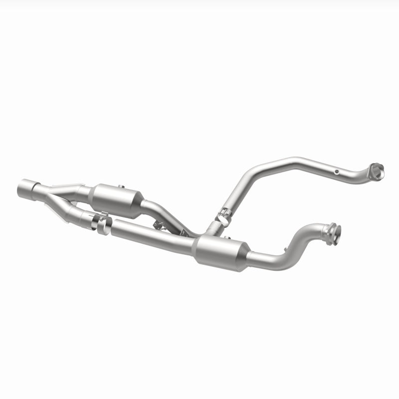 Magnaflow 14-18 2500 V8 6.4 OEM Underbody Direct Fit Converter