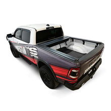 Load image into Gallery viewer, Westin 19-26 Ram 1500 (New Body)(Excl. RamBox) 5ft 7in Bed Manual Retractable Tonneau Cover - Black