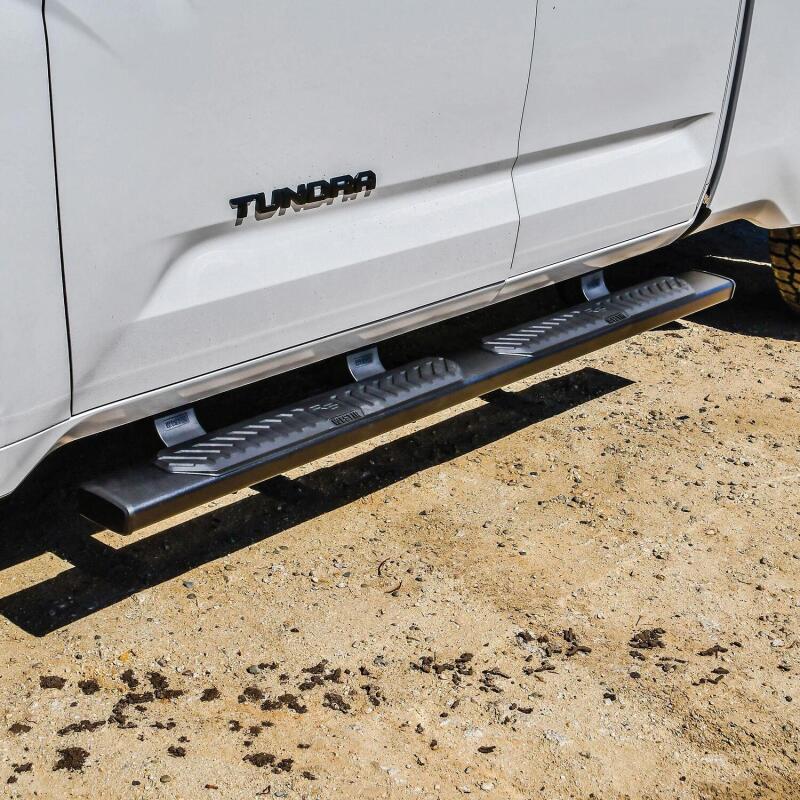 Westin 2022 Toyota Tundra Dbl Cab & Crew Max R5 Nerf Step Bars - Textured Black