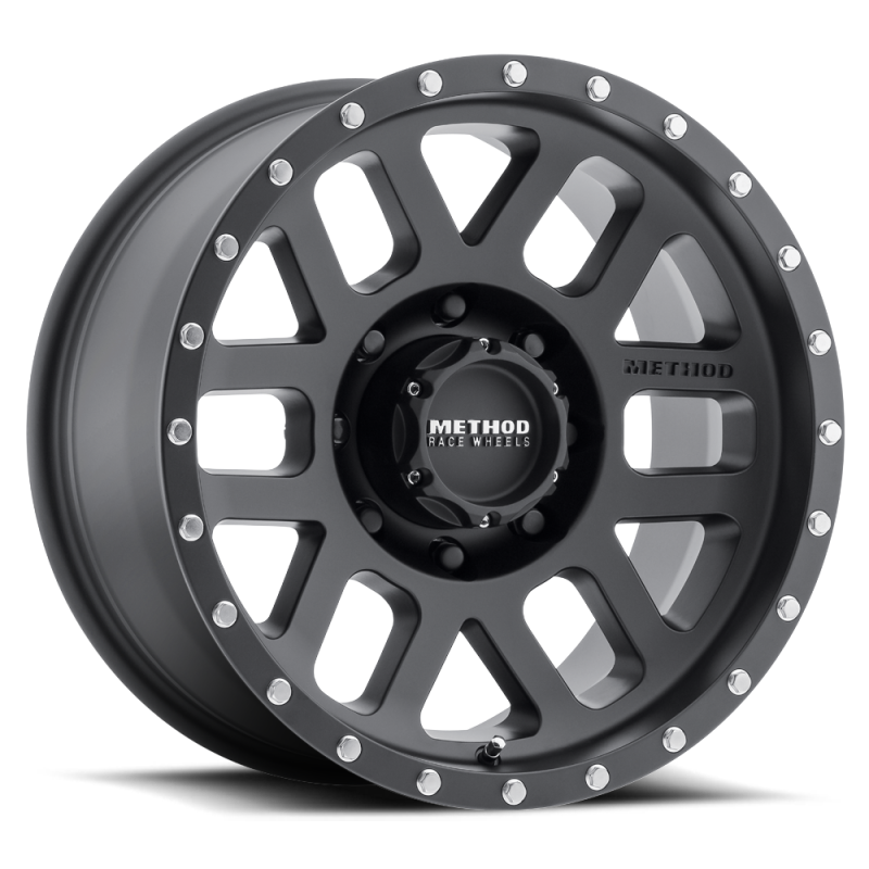 Method MR306 Mesh 18x9 +18mm Offset 8x6.5 130.81mm CB Matte Black Wheel