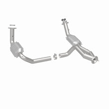 Load image into Gallery viewer, MagnaFlow Conv DF 02-06 Cadillac Truck. 8 5.3L Dual Conv. Y-Pipe Assy 2wd/Chevy Truck 99-07