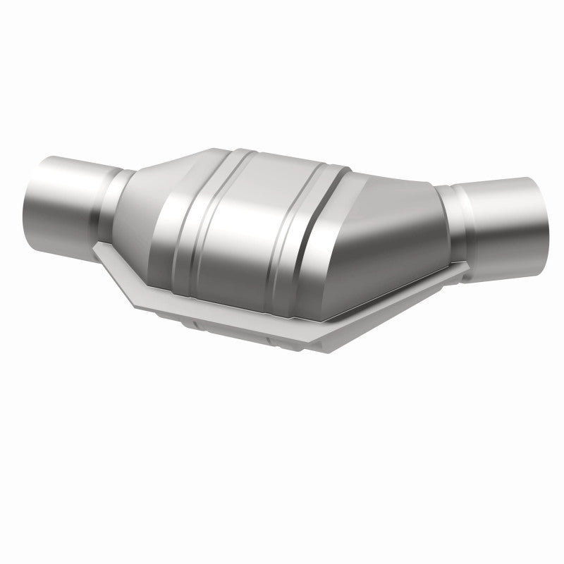 MagnaFlow Conv Univ 2.5 Angled Inlet