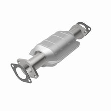 Load image into Gallery viewer, MagnaFlow Catalytic Converter DF 98-00 Nissan Frontier 2.4L Rear