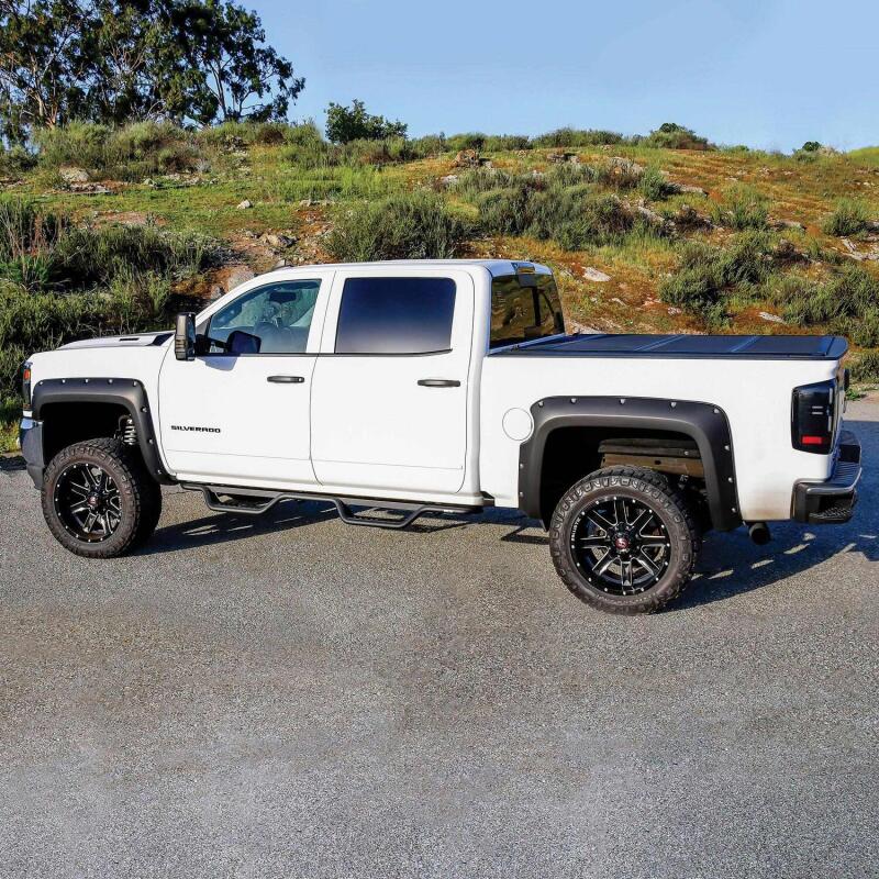 Westin 14-18 Chevrolet Silverado / GMC Sierra Crew Cab Outlaw Nerf Step Bars (Excl. Diesel)