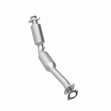 Load image into Gallery viewer, MagnaFlow 04-11 Lincoln Town Car V8 4.6L GAS California Catalytic Converter Direct Fit