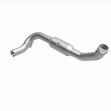 Load image into Gallery viewer, Magnaflow 05-06 Lincoln Navigator 5.4L Direct Fit Catalytic Converter - Passenger Side