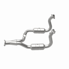 Load image into Gallery viewer, Magnaflow Conv DF 08-10 Ford F-250/F-250 SD/F-350/F-350 SD 5.4L/6.8L / F-450 SD 6.8L Y-Pipe Assembly