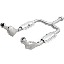 Load image into Gallery viewer, MagnaFlow Conv DF 99-04 Ford Mustang 3.8L