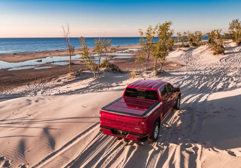 UnderCover 16-23 Toyota Tacoma 72in Fusion Bed Cover - Bright Red