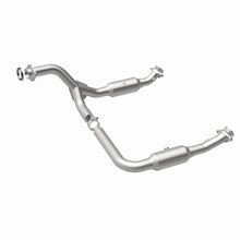 Load image into Gallery viewer, MagnaFlow Conv DF 06-09 Ford Explorer / 06-10 Mercury Mountaineer 4.6L Y-Pipe Assembly (49 State)