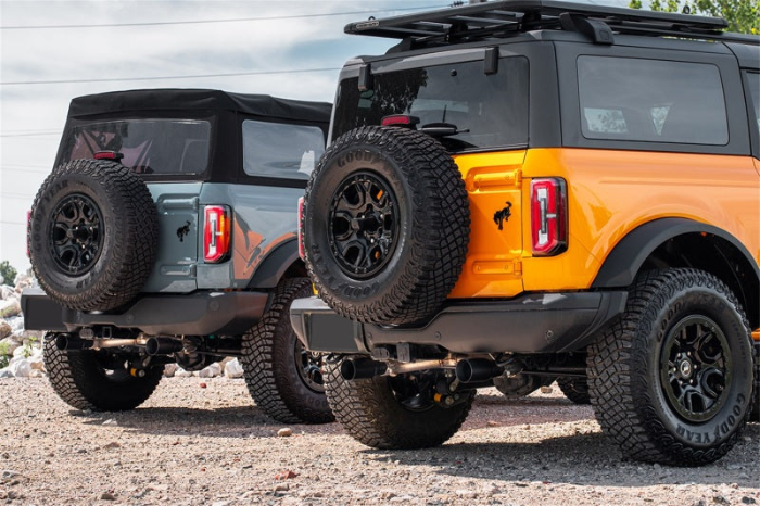 Corsa 21-25 Ford Bronco 2.3L 2-Door 2.75in Cat-Back Dual Rear Exhaust w/4in Straight-Cut Polish Tips