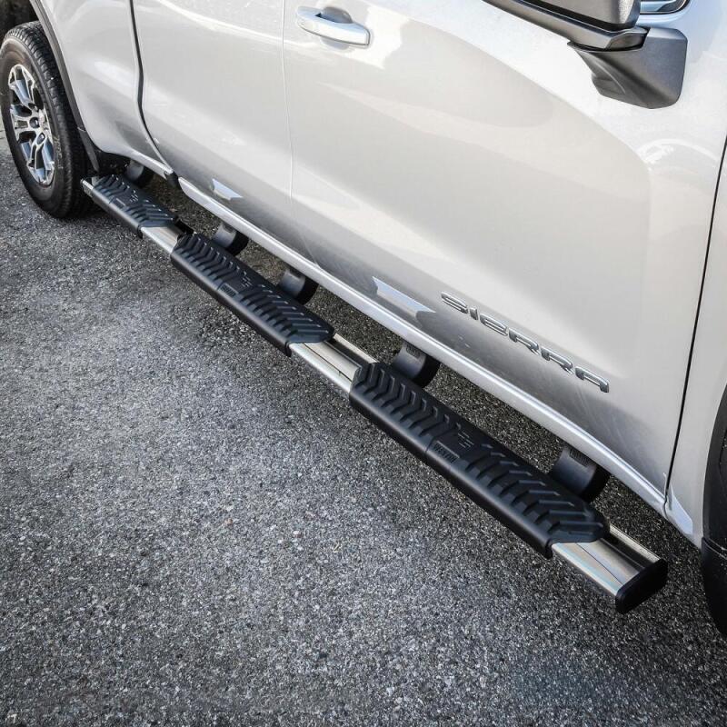 Westin 2019 Chevrolet Silverado/Sierra 1500 Crew Cab (5.5ft) R5 Modular Nerf Step Bars - SS