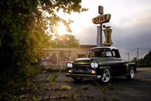 Load image into Gallery viewer, Oracle Pre-Installed Lights 5.75 IN. Sealed Beam - ColorSHIFT Halo