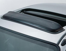 Load image into Gallery viewer, AVS Universal Windflector Classic Sunroof Wind Deflector (Fits Up To 41.5in.) - Smoke