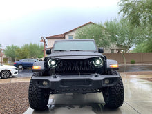 Load image into Gallery viewer, Oracle Jeep JL/Gladiator JT Oculus Bi-LED Projector Headlights - Amber/White Switchback SEE WARRANTY