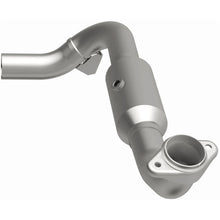 Load image into Gallery viewer, Magnaflow 05-06 Lincoln Navigator 5.4L Direct Fit Catalytic Converter - Passenger Side