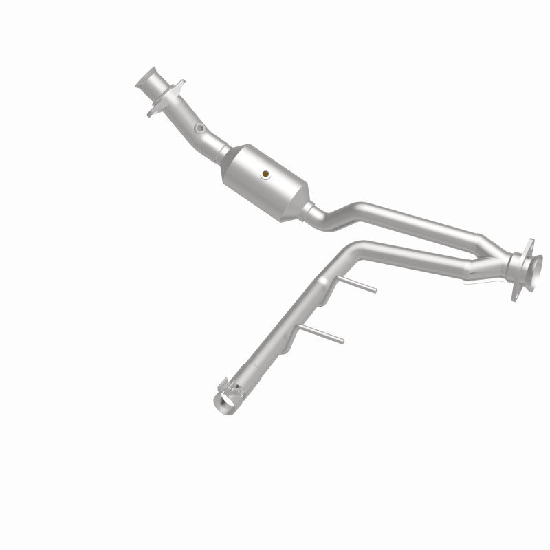 MagnaFlow 18-20 Ford F-150 V6 3.3L Right Underbody Direct-Fit Catalytic Converter