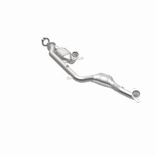 Load image into Gallery viewer, MagnaFlow Conv DF 95-97 Continental 4.6 front