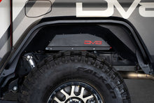 Load image into Gallery viewer, DV8 Offroad 20-23 Jeep Gladiator JT Slim Fender Flares