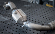 Load image into Gallery viewer, MagnaFlow Conv DF 09-10 Chevy Malibu (Exc PZEV) / 09-10 Pontiac G6 (w/ Tier 2) 2.4L Manifold