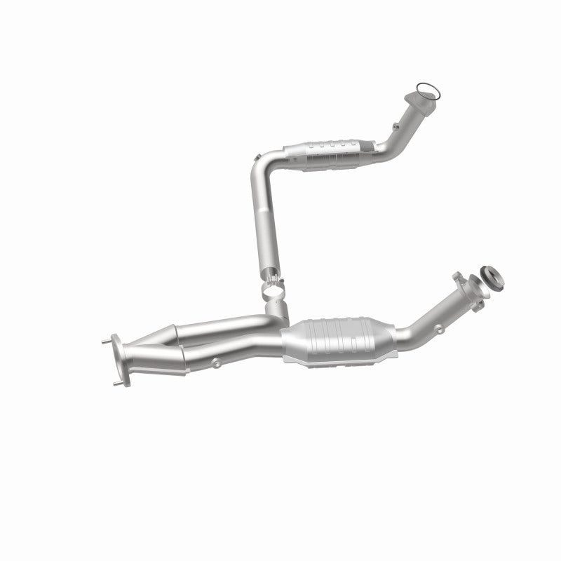 MagnaFlow Conv DF 02-06 Cadillac Truck. 8 5.3L Dual Conv. Y-Pipe Assy 2wd/Chevy Truck 99-07