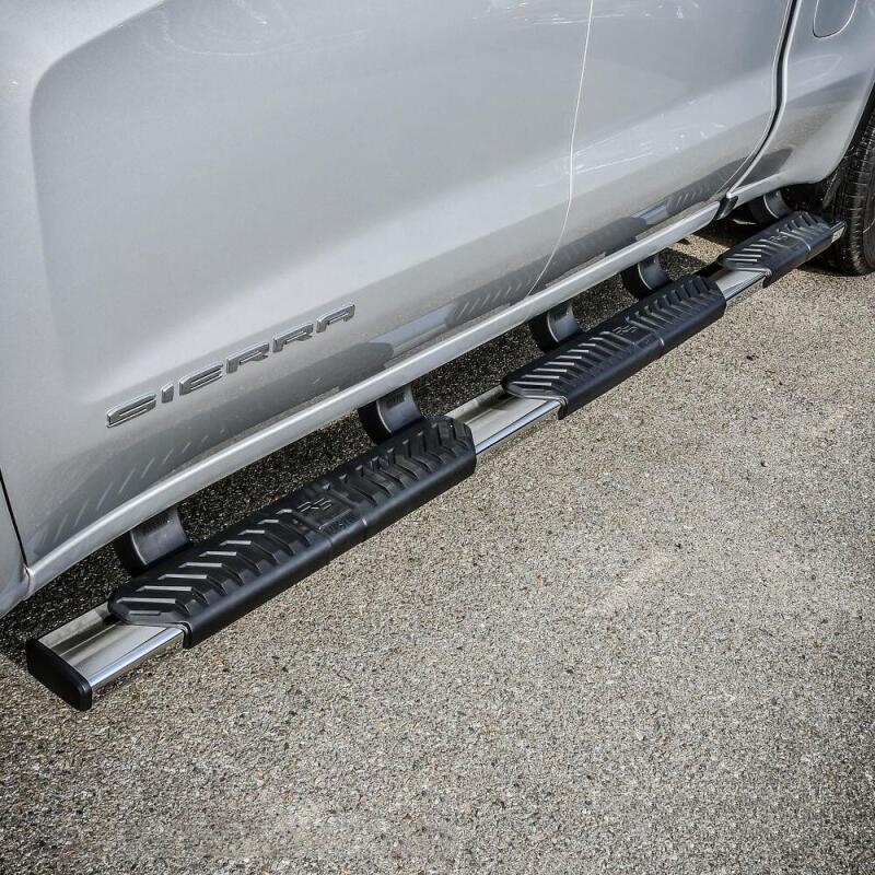 Westin 2019 Chevrolet Silverado/Sierra 1500 Crew Cab (5.5ft) R5 Modular Nerf Step Bars - SS