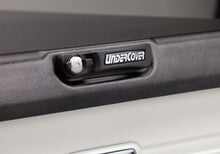 Load image into Gallery viewer, UnderCover 22-24 Toyota Tundra 5.5ft Elite Bed Cover