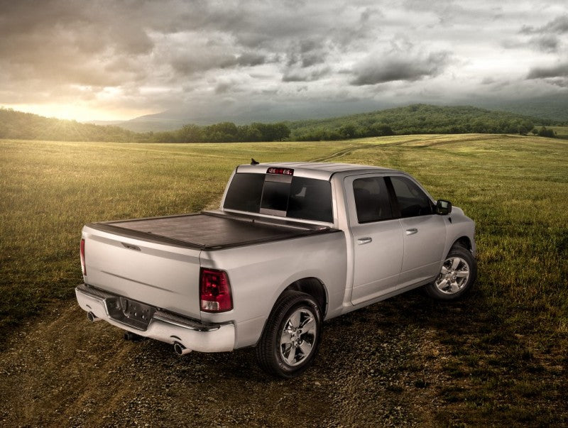 Roll-N-Lock 09-17 Dodge Ram RamBox XSB 67in M-Series Retractable Tonneau Cover